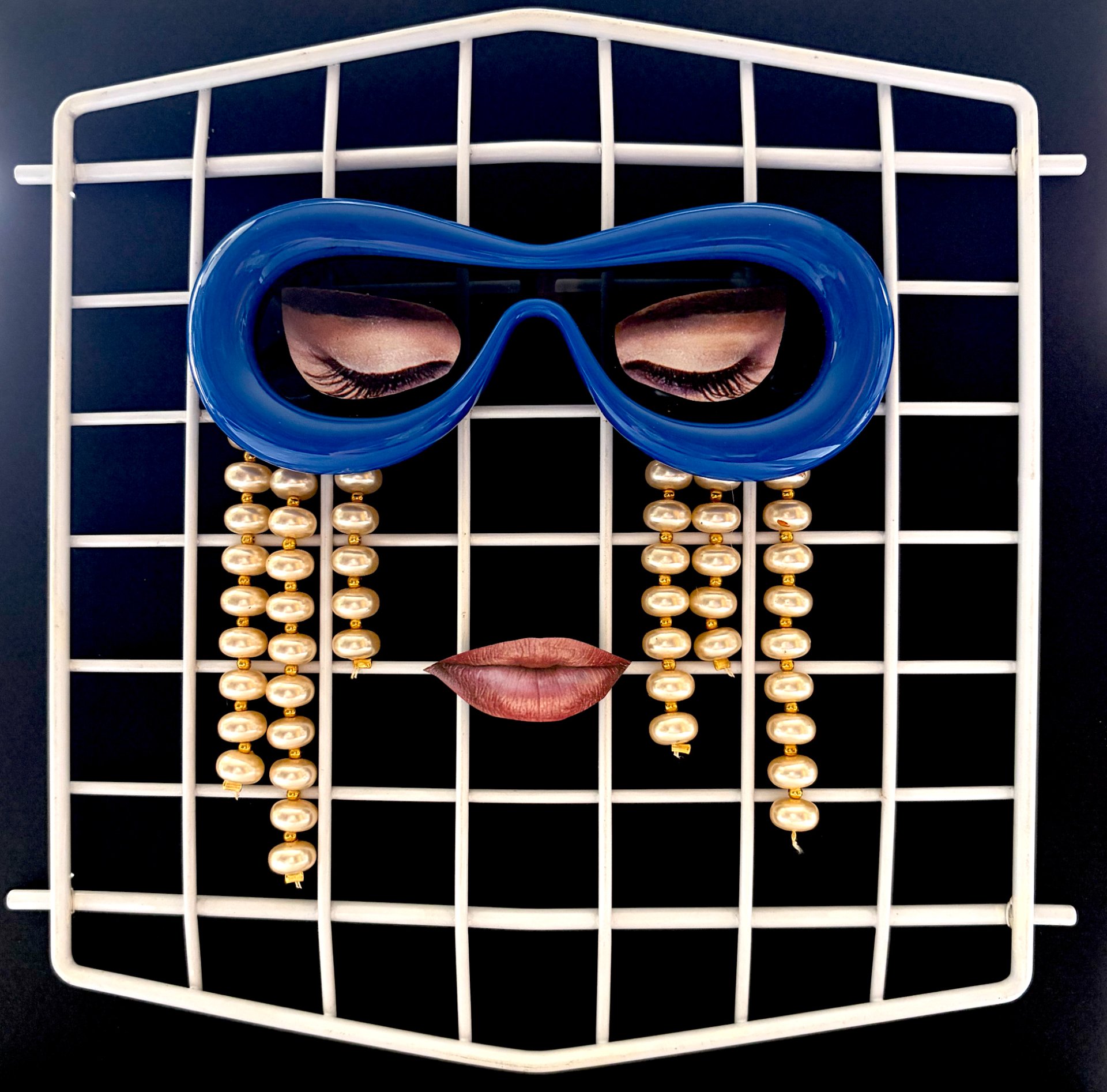 Visage aux Perles Dorées — Schmickrath — Eric Schmickrath