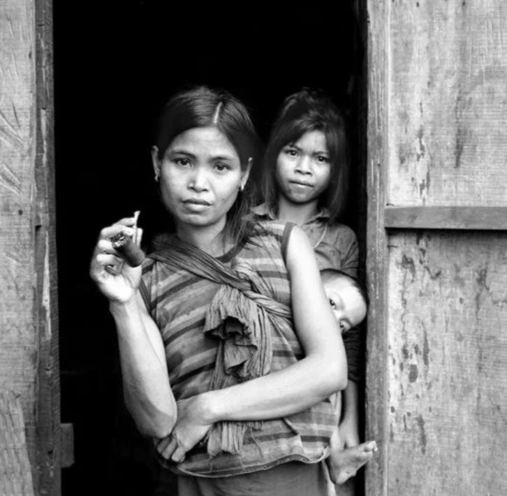 Photographie argentique noir et blanc, portrait documentaire d'Ivan Mathieu — Ivan Mathieu
