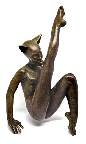 LANGUE DE CHAT - sculpture par Tegan Pick — mise en situation Importé — Tegan Pick, Bruxelles, Belgique