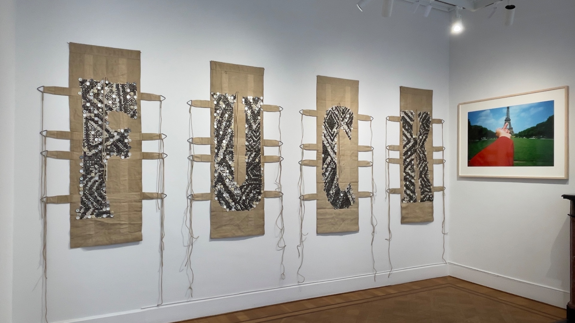 Photographie — Exposition Ai Weiwei - 'The Art of Defiance' - Patrick Derom Gallery Bruxelles