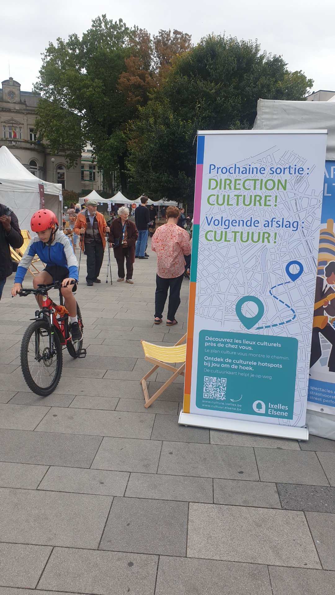 Photographie — La Joyeuse Rentrée 2026 à Ixelles : Festival Culturel Gratuit à la Place Fernand Cocq
