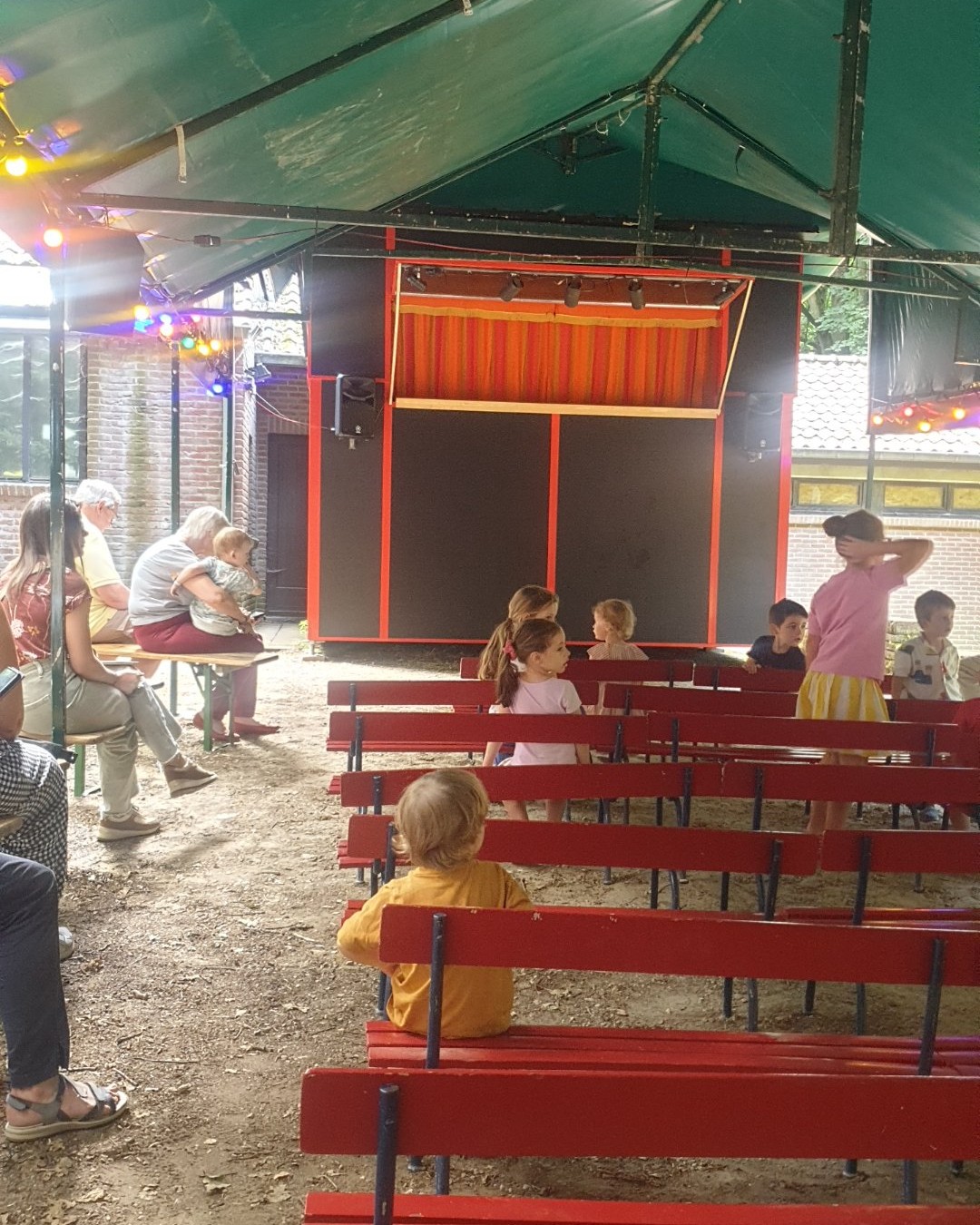 Photographie — Festival Guignolet dans le parc - Bois de la Cambre - Ixelles - Bruxelles