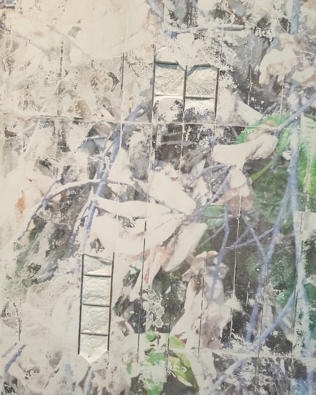 Photographie — Exposition Landslide à la Chapelle de Boondael : Art et scénographie à Ixelles, Centre d'Art de la Chapelle de Boondael