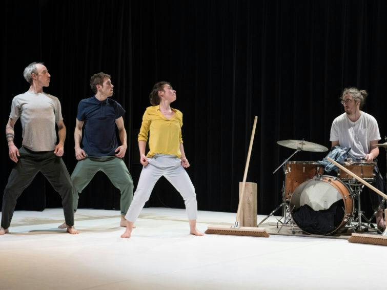 Performance 10:10 - Danse Jeune public - Cie Nyash au Centre Culturel Jacques Franck Bruxelles - Saint-Gilles - Bruxelles