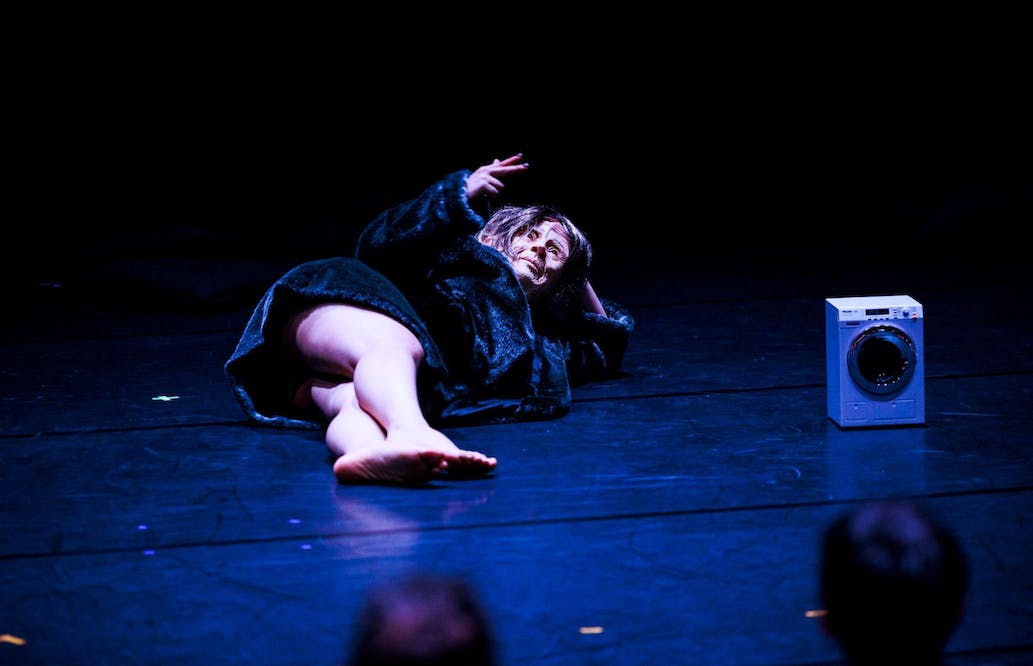 Spectacle Aline Olmos Steler — The Origin Of the Future - Bruxelles