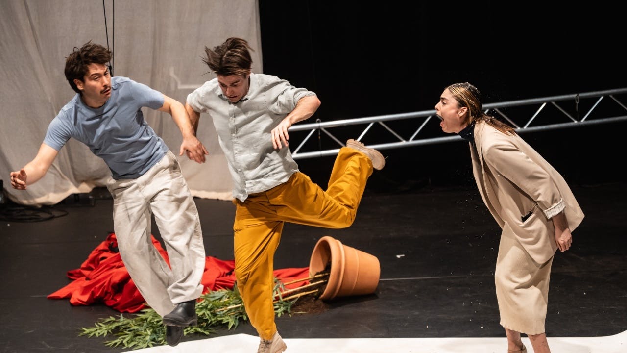 Théâtre ALLES KAPOT - BRONKS - Bruxelles