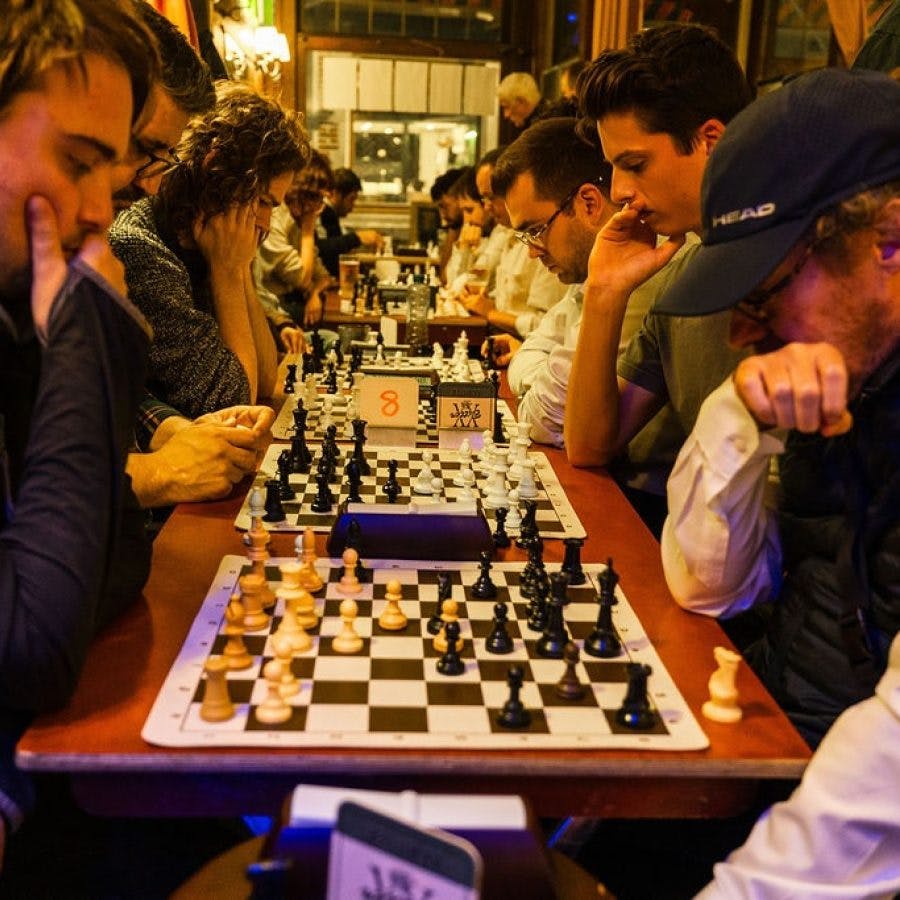 Concert BLITZ TOURNAMENT organisé par Ixelles Chess Club au Toots Brussels!! - Bruxelles