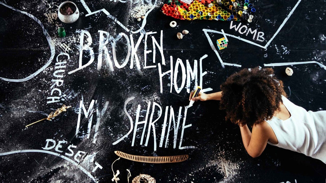 Théâtre Broken Home, My Shrine - KVS BOX - Bruxelles