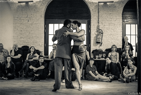 Café Tango