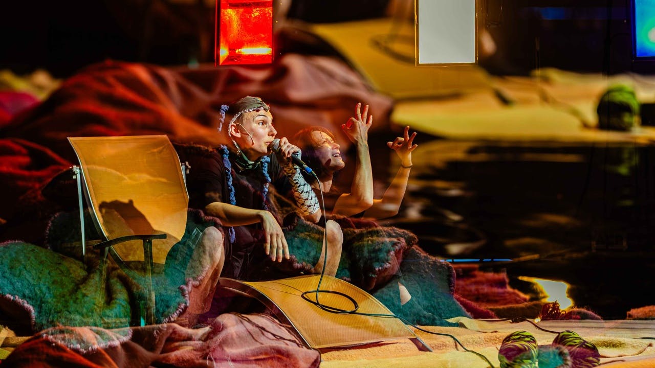 Théâtre En peau de pêche - KVS BOX - Bruxelles