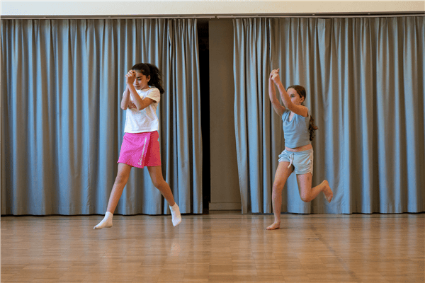 Atelier Expressieve dans 6-7 jaar - Sint-Ursula - Laeken - Bruxelles