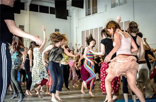 Atelier Cours de danse amusant Bruxelles - Anderlecht - Bruxelles