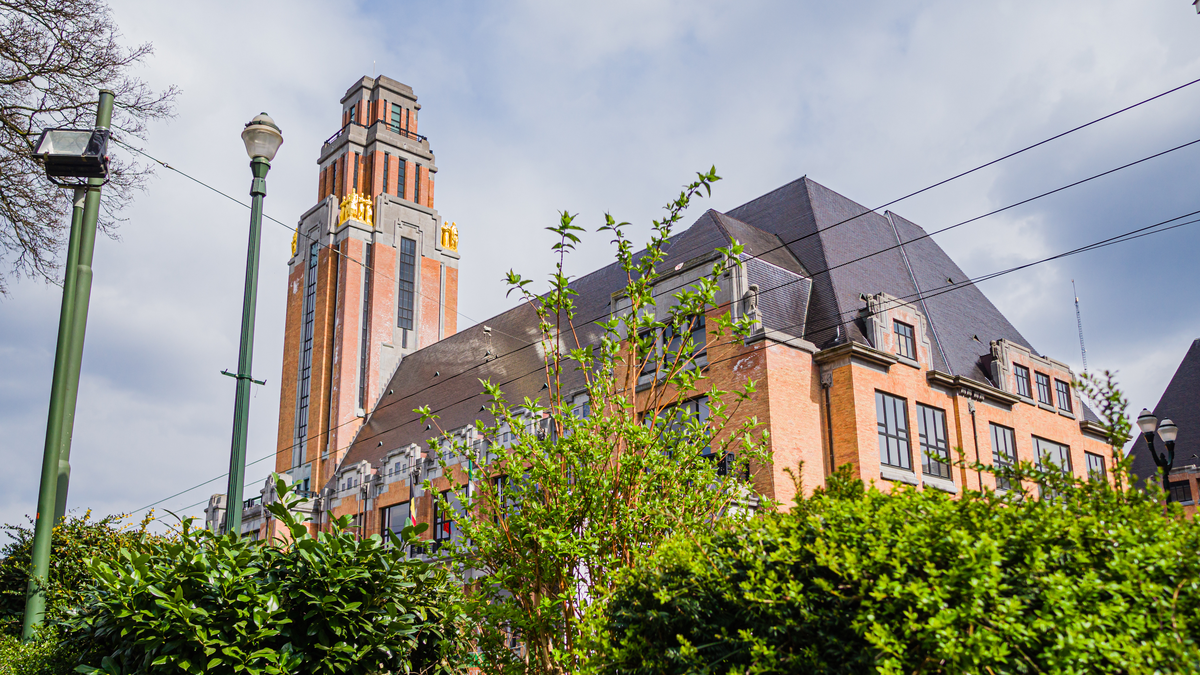 Gemeentehuis Vorst: art deco paleis voor het volk