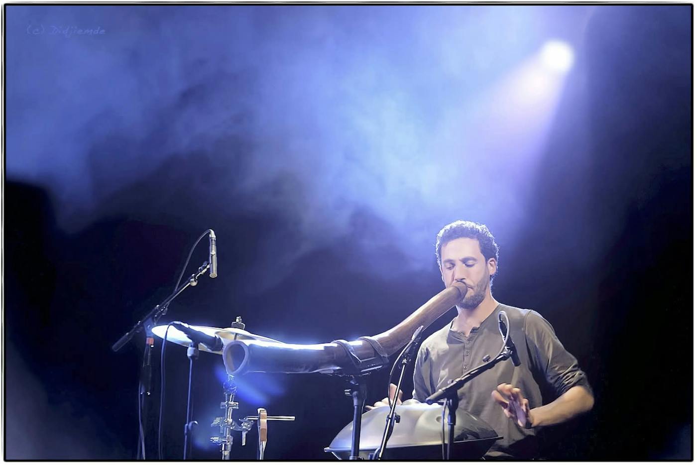 Concert Handpan, Didgeridoo, Percussion Gérard Spencer - voyage musical à Art base Bruxelles - Bruxelles