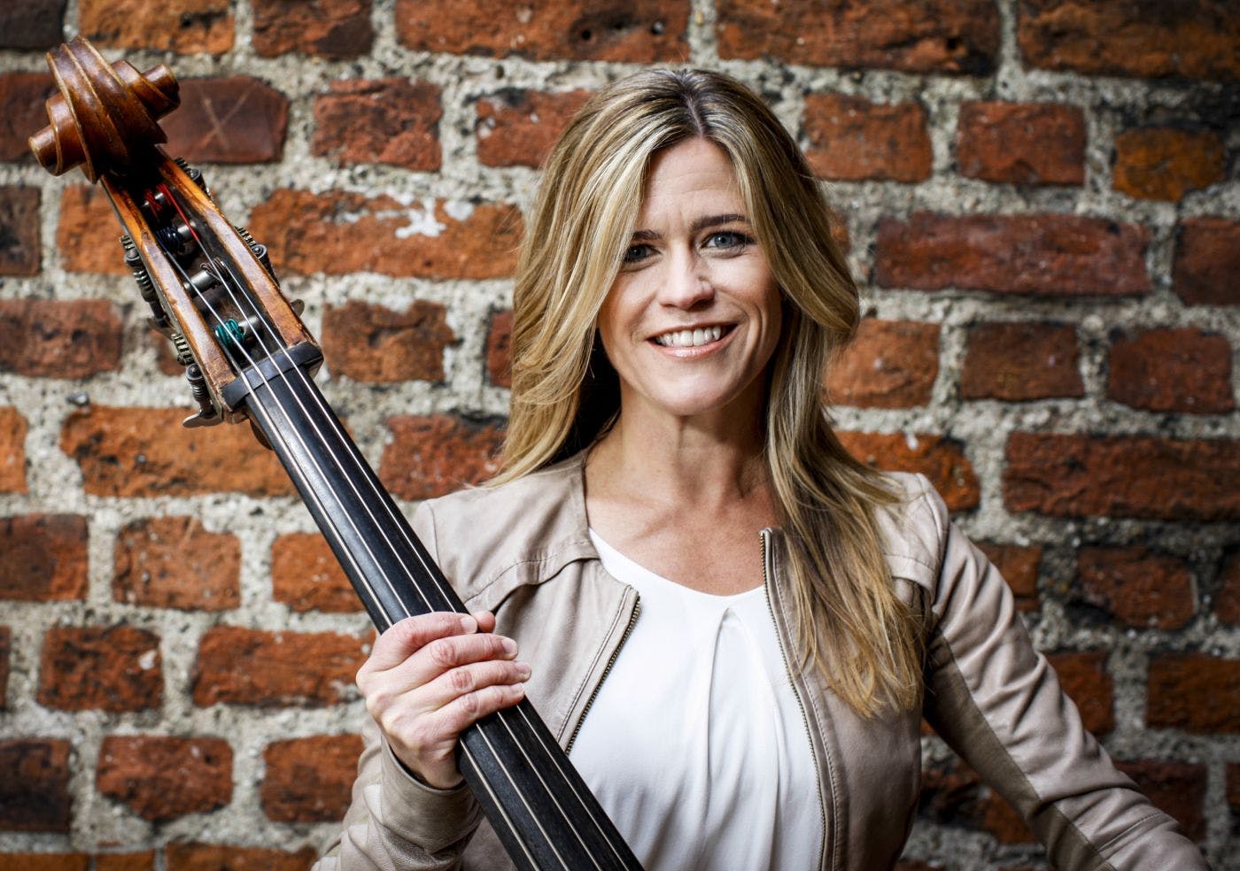Concert Kristin Korb “The Vocal Side of Ray Brown” Celebrating Master bassist Ray Brown at 100! - Bruxelles