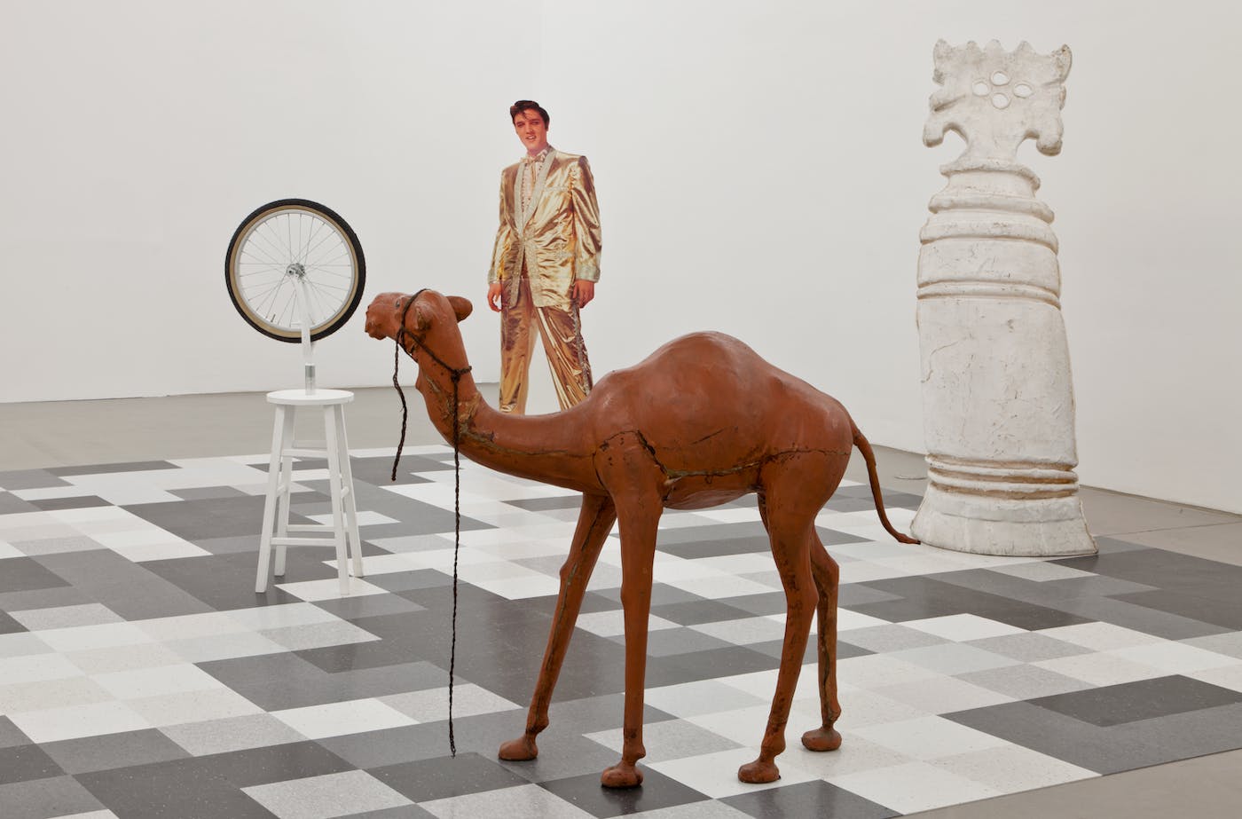Exposition Lutz Bacher - 'Burning the Days ' - Forest - Bruxelles