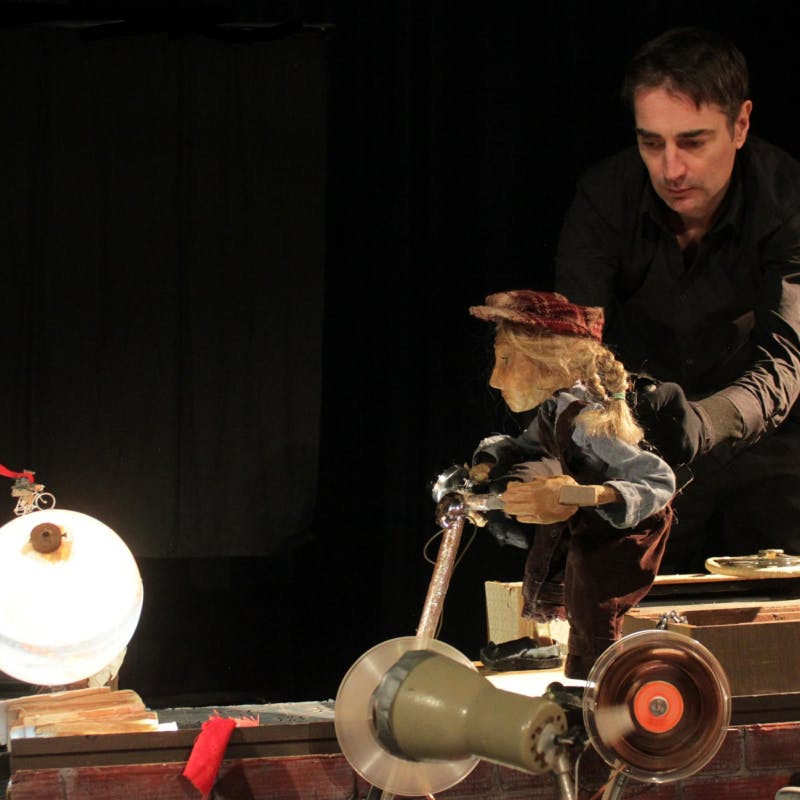Théâtre Ma grand-mère est une aventurière - Bruxelles