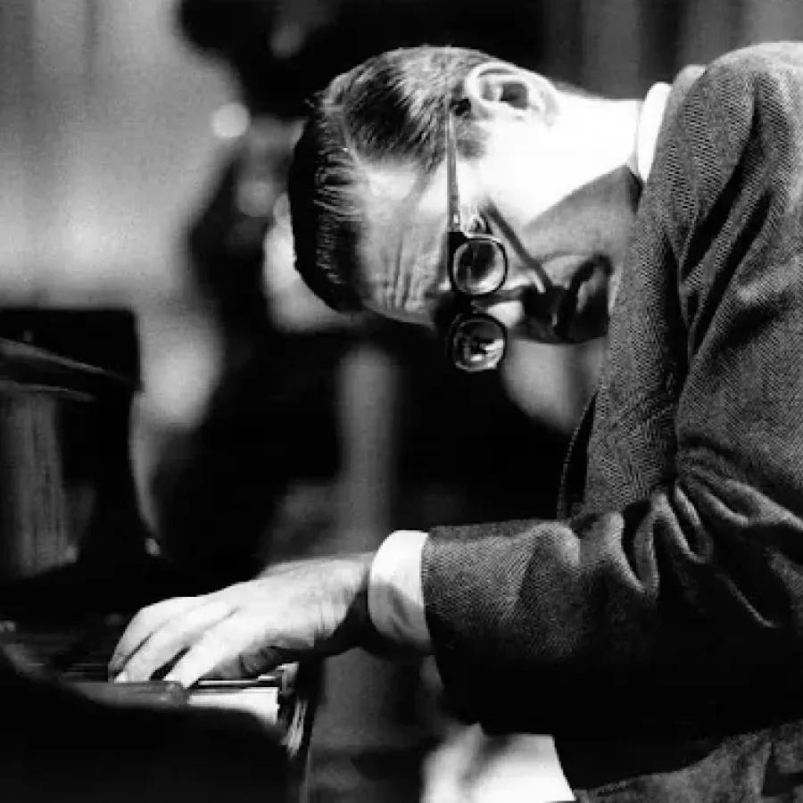 Concert Nostalgia In Grand-Place : Joachim Caffonnette Plays Bill Evans (pianiste) - Bruxelles