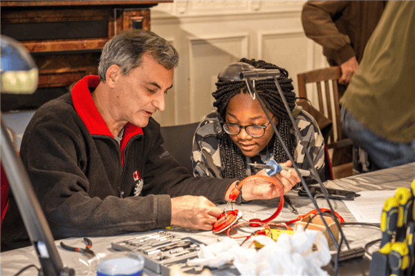 Atelier Repair Café 08.11 - GC Elzenhof - Ixelles - Bruxelles